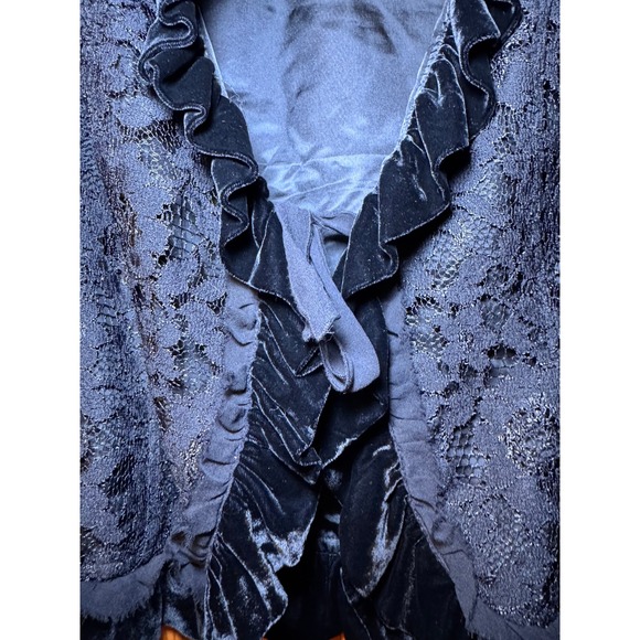 Black Lace Velvet Ruffle Trim Tie Front Bolero Shrug Jacket L Regencycore Gothic - Picture 6 of 9